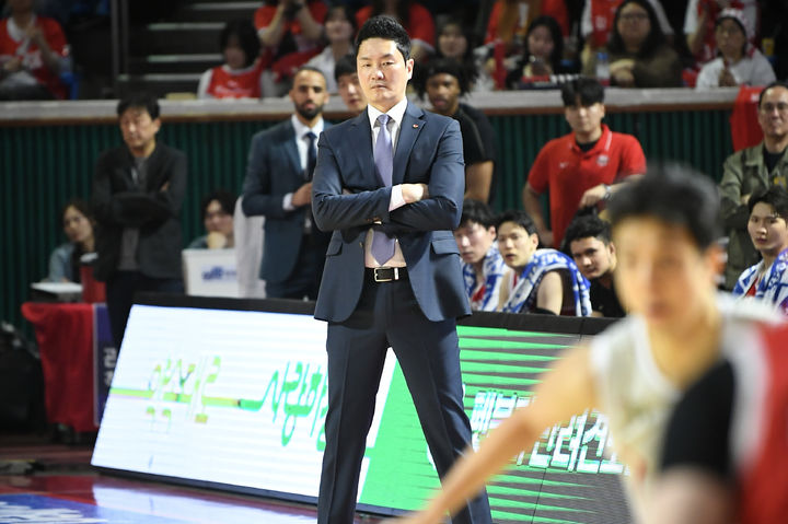 [서울=뉴시스] 프로농구 서울 SK의 전희철 감독. (사진=KBL 제공) *재판매 및 DB 금지