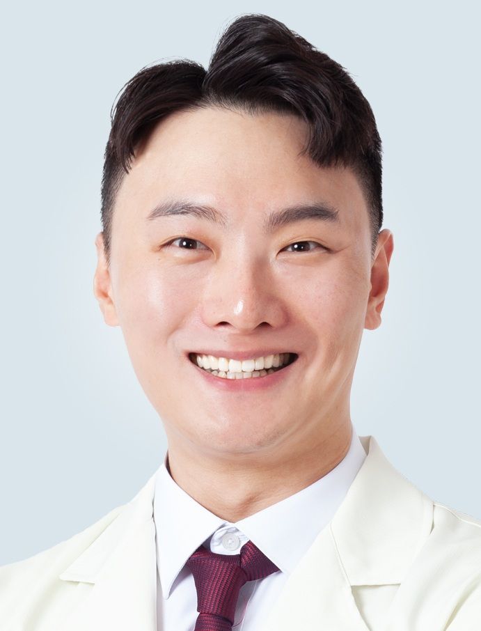 [대전=뉴시스] 족부관절 치료의 명의인 민태홍 원장이 대전우리병원 관절센터에 부임했다.(사진=대전우리병원 제공) 2025.04.28. photo@newsis.com *재판매 및 DB 금지