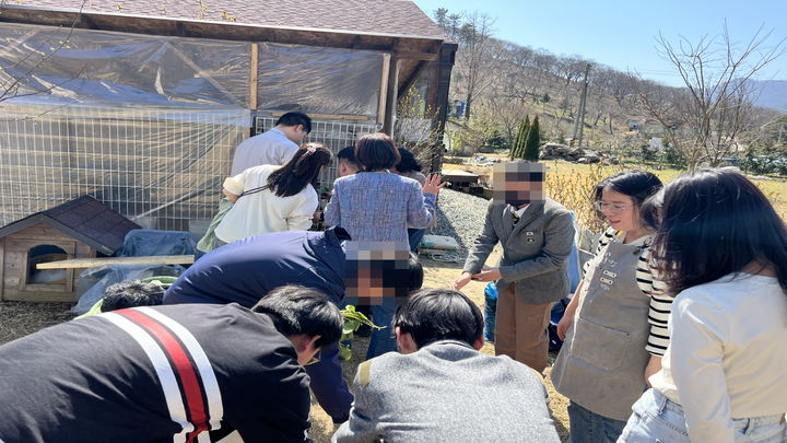 [부여=뉴시스] 부여군 특수학급 연계 맞춤형 치유농업 프로그램 *재판매 및 DB 금지