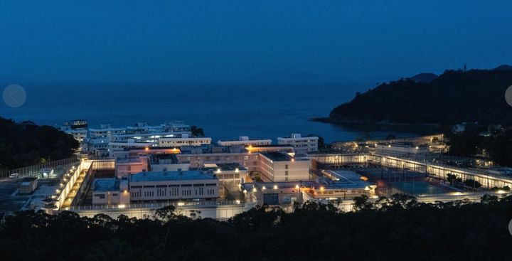 [홍콩=AP/뉴시스] 홍콩 란터우섬의 셰크 피크 교도소.2025.04.29. *재판매 및 DB 금지