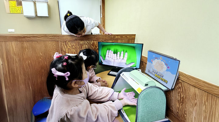 [합천=뉴시스] 합천군 손씻기 교육기 뷰박스 신청 (사진=합천군 제공) 2025. 04. 29. photo@newsis.com&nbsp; *재판매 및 DB 금지