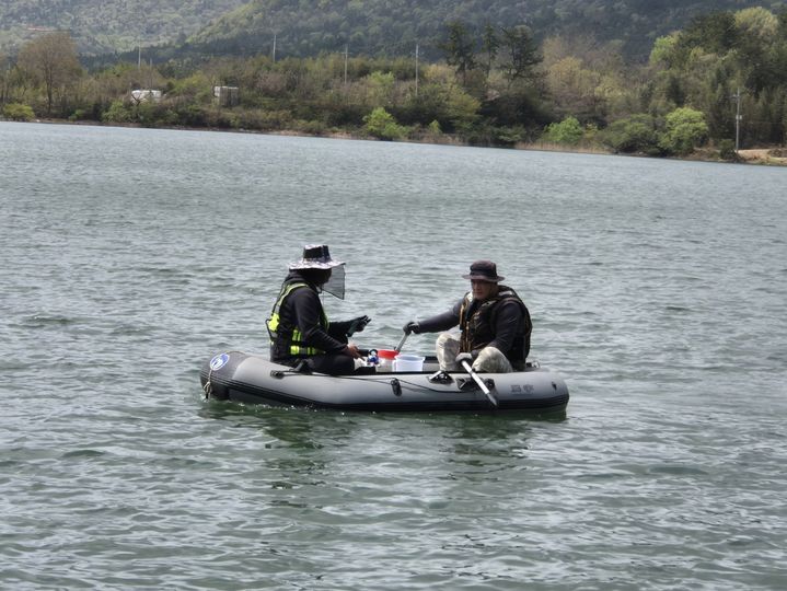 [세종=뉴시스] 한국농어촌공사가 농업용수 안전성 강화를 위해 올해 '농업용수 수질측정망조사'를 대폭 확대한다고 29일 밝혔다. (사진=농어촌공사 제공) 2025.04.29. photo@newsis.com *재판매 및 DB 금지