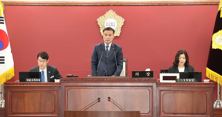 [고창=뉴시스] 29일 열린 고창군의회 제315회 임시회 제2차 본회의, 조민규 의장이 회의를 진행하고 있다. *재판매 및 DB 금지