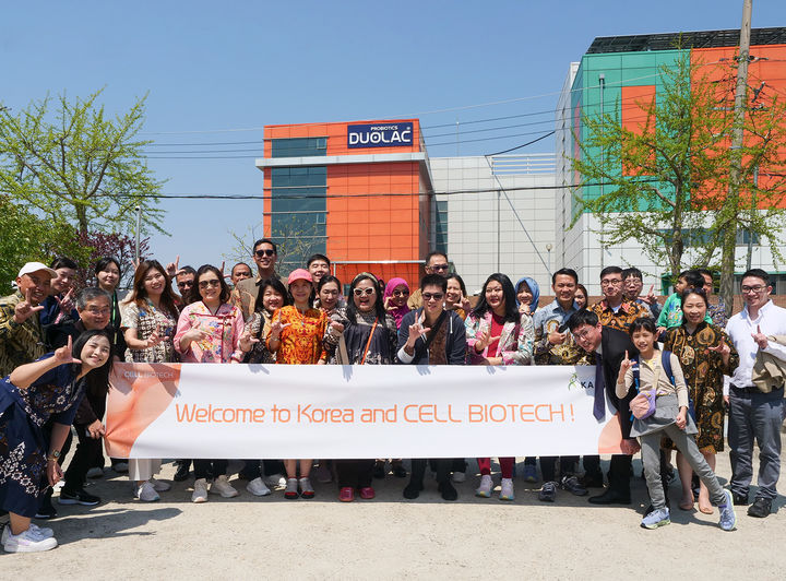 [서울=뉴시스] 쎌바이오텍은 인도네시아 누적 수출액 3000만불 달성을 기념해 초청 행사를 진행했다고 30일 밝혔다. (사진=쎌바이오텍 제공) 2025.04.30. photo@newsis.com *재판매 및 DB 금지