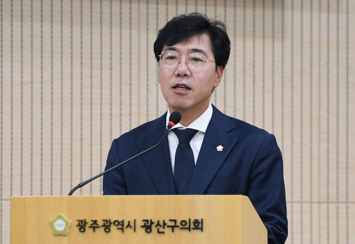 [광주=뉴시스] 윤영일 광주광산구의회 의원. (사진=광산구의회 제공) 2025.04.30. photo@newsis.com *재판매 및 DB 금지