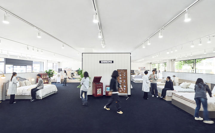 [서울=뉴사스] 시몬스 갤러리 창원마산점 오픈 (사진=시몬스 제공) 2025.05.01. photo@newsis.com *재판매 및 DB 금지