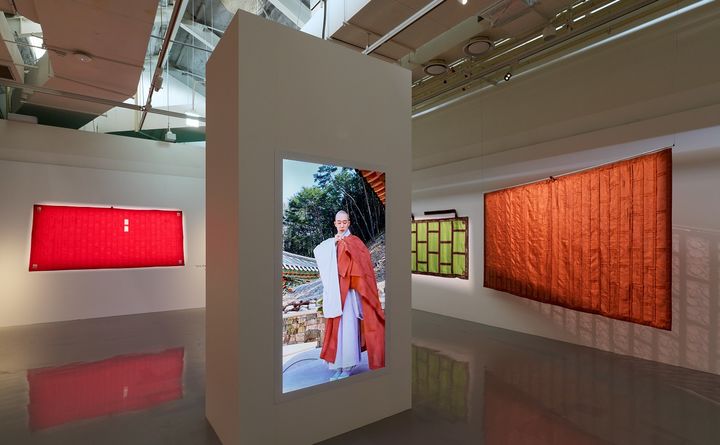 '실로 새겨 부처에 이르다' 전시 전경 *재판매 및 DB 금지