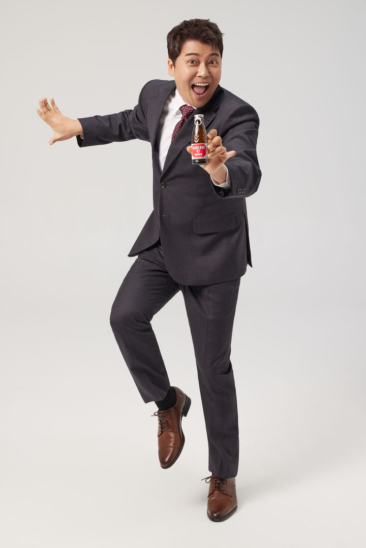 동아오츠카, 오로나민C 모델로 전현무를 발탁.(사진=동아오츠카 제공) *재판매 및 DB 금지