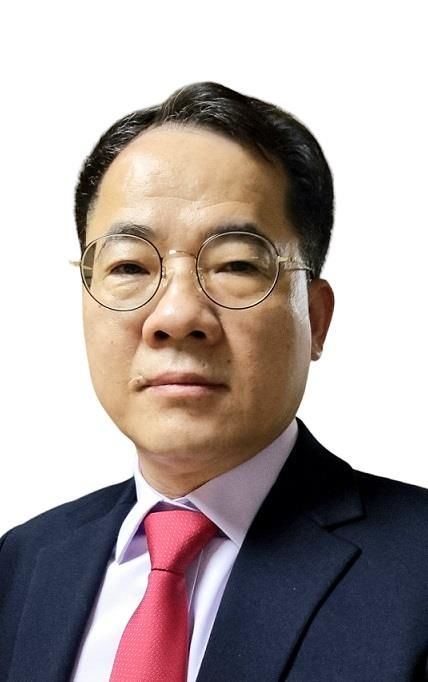 [서울=뉴시스]이왕재 소상공인연합회(소공연) 신임 상근부회장.(사진=소상공인연합회 제공) 2025.05.02. photo@newsis.com *재판매 및 DB 금지