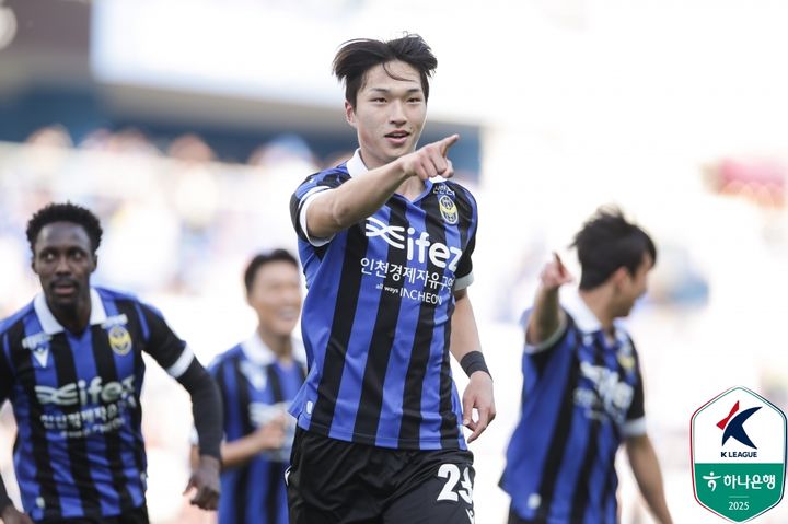 [서울=뉴시스] 프로축구 K리그2 인천유나이티드의 박경섭. (사진=한국프로축구연맹 제공) *재판매 및 DB 금지