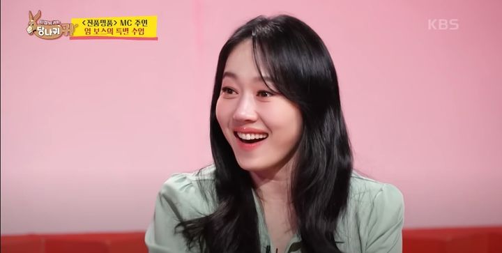 [뉴시스]KBS2 TV 일요일 예능 프로그램 '사장님 귀는 당나귀 귀'에 출연한 엄지인 아나운서. (사진=KBS Entertain 유튜브 캡처) 2025.5.5 *재판매 및 DB 금지