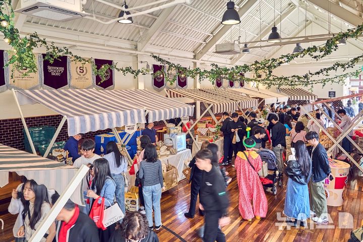 [서울=뉴시스] 시몬스 침대, 시몬스 테라스서 '파머스 마켓' 성료. (사진= 시몬스 제공)