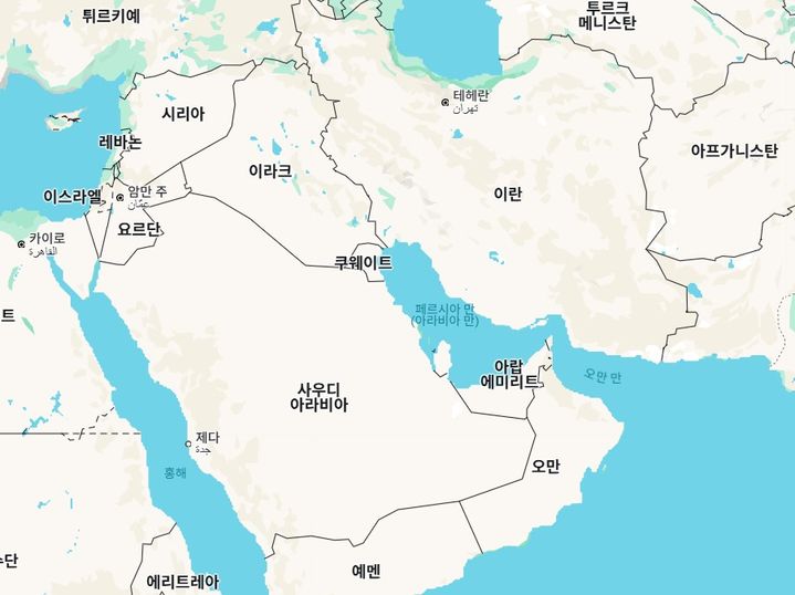 [서울=뉴시스] 중동 순방을 앞둔 도널드 트럼프 미국 대통령이 페르시아만을 '아라비아만'으로 개명하는 방안을 추진 중이라고 AP가 7일(현지 시간) 보도했다. (사진=구글 지도 갈무리) 2025.05.07. *재판매 및 DB 금지