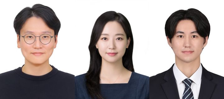 첨단융합학부 이신형 교수(왼쪽 첫 번째), 한국기계연구원 이보연 박사(왼쪽 두 번째), 석사과정 조재영. (사진=서울시립대 제공) *재판매 및 DB 금지