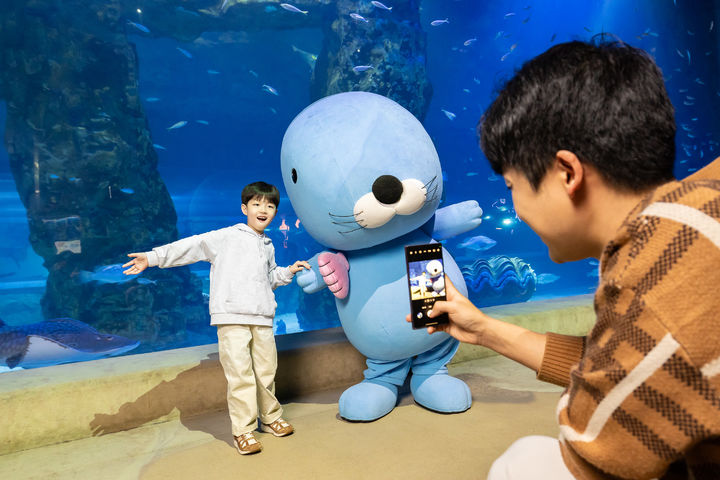 [서울=뉴시스] 롯데월드타워·몰이 5월 가정의 달을 맞아 다채로운 이벤트와 할인 행사를 마련했다고 8일 밝혔다. (사진=롯데물산 제공) *재판매 및 DB 금지