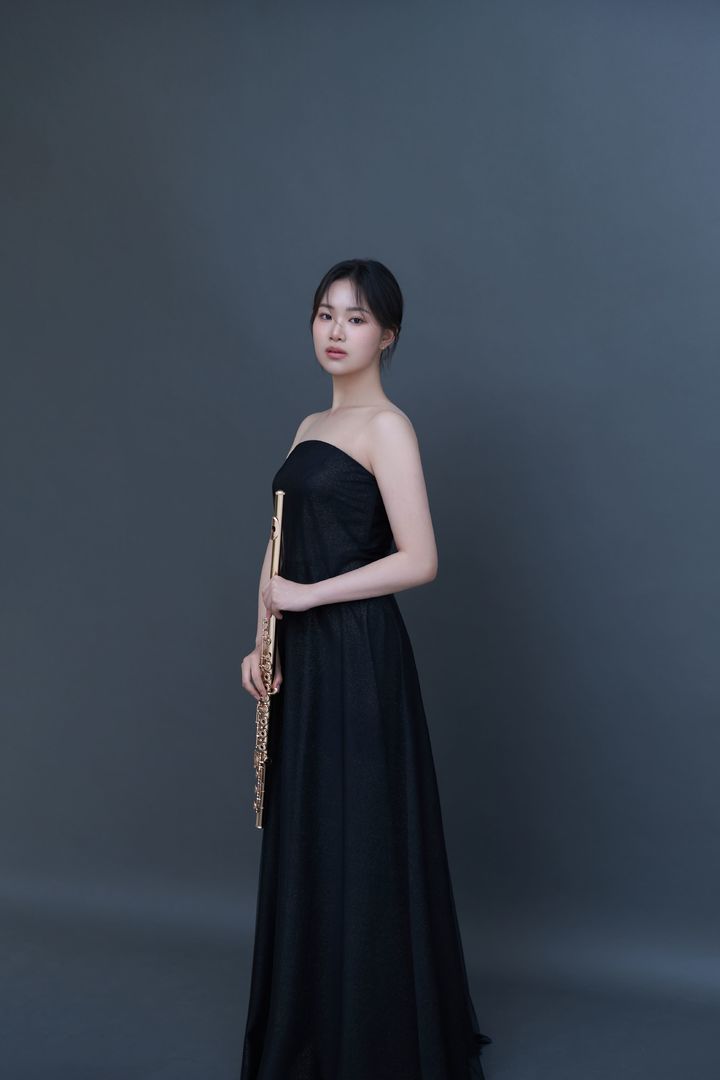[서울=뉴시스] 플루티스트 윤서영(사진=금호문화재단 제공) 2025.05.08. photo@newsis.com *재판매 및 DB 금지