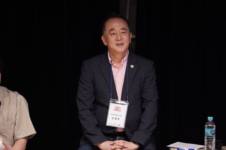 [서울=뉴시스] 지난 7일 '2025 왓츠 넥스트 프로젝트(WHAT’S NEXT PROJECT)' 제작발표회에 참석한 손정우 삼일로창고극장 극장장.(사진=삼일로창고극장 제공) 2025.05.08. photo@newsis.com *재판매 및 DB 금지