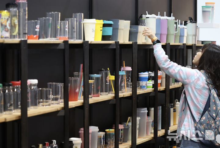 '텀꾸' 확산 속 잊혀진 본질…"반려용품 개념 필요"