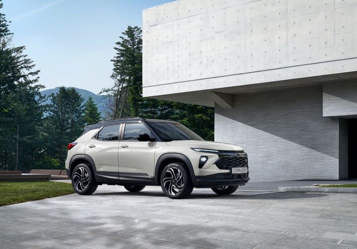 [서울=뉴시스] 쉐보레 2026년형 트레일블레이저_신규 외장 컬러 모카치노 베이지 모델. (사진=쉐보레 제공) 2025.05.09 photo@newsis.com *재판매 및 DB 금지