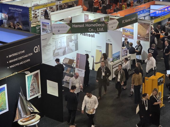 [시드니=뉴시스] 호주 시드니 건축박람회(Sydney Build Expo 2025) 행사장에 마련된 한국목재관의 모습.(사진=산림청 제공) *재판매 및 DB 금지