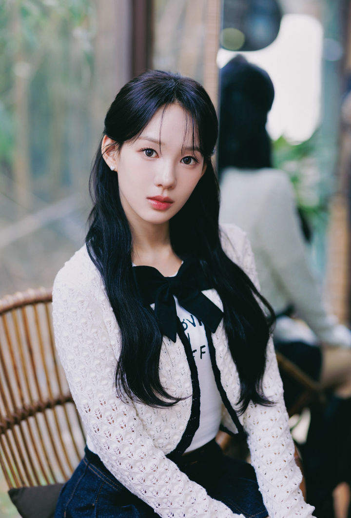 [서울=뉴시스] 이즈나 유사랑. (사진 = 웨이크원 제공) 2025.05.10. photo@newsis.com *재판매 및 DB 금지