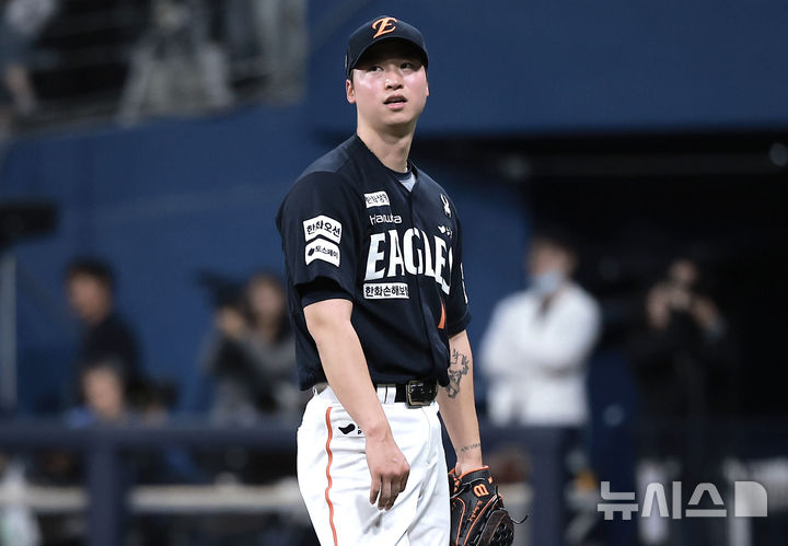 한화 이글스 엄상백 투구 장면