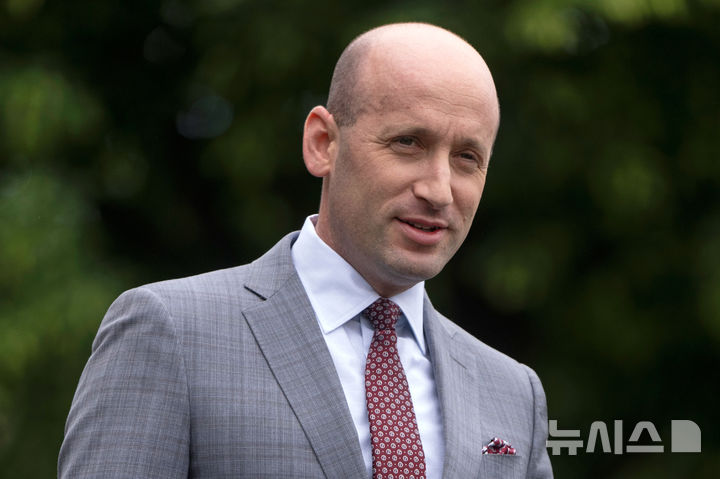 백악관 "美, 베네수엘라 장악 중…우리 허가받아야 무역 가능"