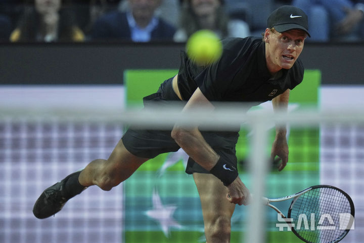 [로마=AP/뉴시스] 이탈리아 테니스 선수 얀니크 신네르. 2025.05.10.