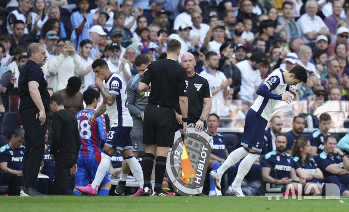 [런던=AP/뉴시스] 잉글랜드 프로축구 프리미어리그(EPL) 토트넘홋스퍼의 손흥민. 2025.05.11.