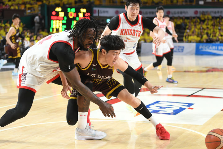 [서울=뉴시스] 프로농구 서울 SK의 자밀 워니. (사진=KBL 제공) *재판매 및 DB 금지