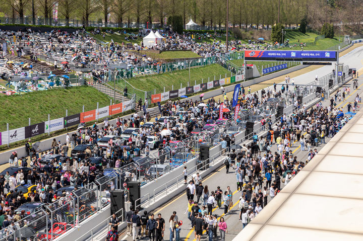[서울=뉴시스] 2025 오네 슈퍼레이스 챔피언십 1라운드 개막전. (사진=슈퍼레이스 제공) *재판매 및 DB 금지