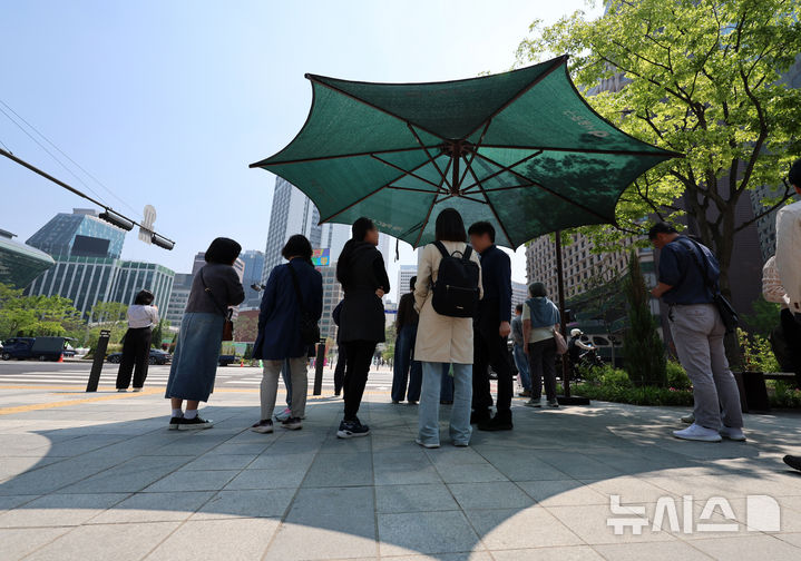 전북 낮 20~23도 하늘 맑음…한낮 자외선 주의 