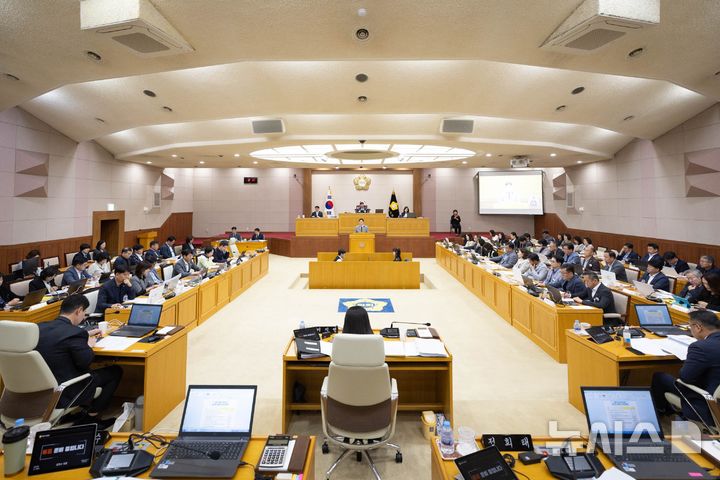 [양주=뉴시스] 제377회 임시회 제1차 본회의 본회의장 전경. (사진=양주시의회 제공) 2025.05.13 photo@newsis.com