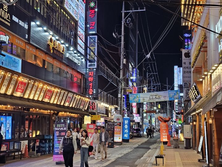 [대구=뉴시스] 대구시 중구 동성로 야간 전경. 뉴시스DB. 2025.05.27. photo@newsis.com *재판매 및 DB 금지