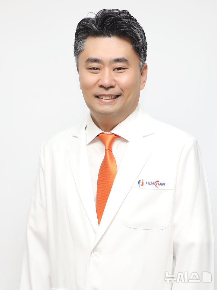 사진설명= 이동녕 진료원장(사진= 함찬병원 제공)2025.05.14