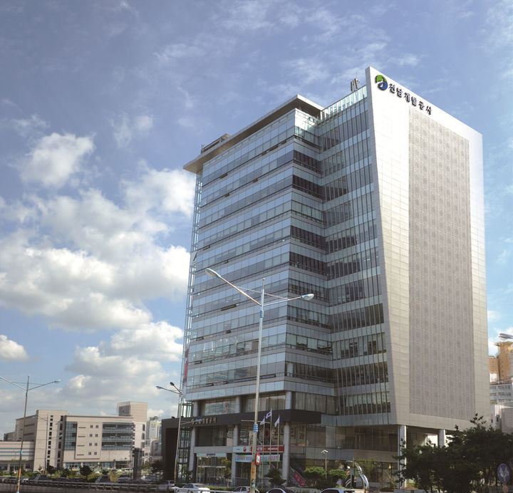  *재판매 및 DB 금지