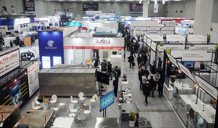 [수원=뉴시스] 스마트 SMT&PCB 어셈블리 전시. (사진=수원시 제공) 2025.05.15. photo@newsis.com *재판매 및 DB 금지