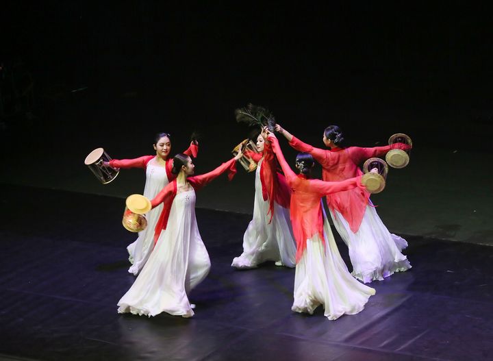 [홍성=뉴시스] 충남지역 한 예술단체의 공연 모습. *재판매 및 DB 금지