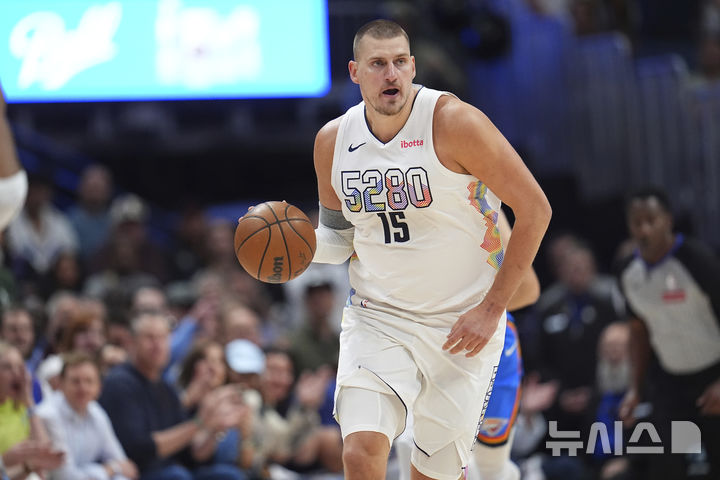 [덴버=AP/뉴시스] 미국프로농구(NBA) 덴버 너기츠의 니콜라 요키치. 2025. 5. 15.
