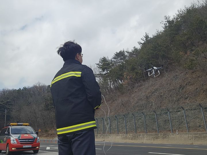 드론 활용 산불방지예찰활동(사진=보은군 제공) *재판매 및 DB 금지