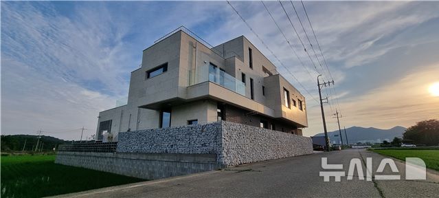 사천시, 2024년 경남도 우수주택 선정 작품 순회전시