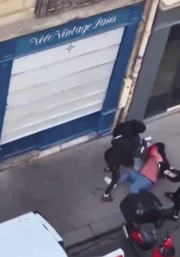 [서울=뉴시스] 프랑스 파리 11구에서 무장 괴한들이 한 암호화폐 거래소 수장의 딸을 납치하려 시도했다. (사진 = CNN 갈무리) 2025.05.16. *재판매 및 DB 금지