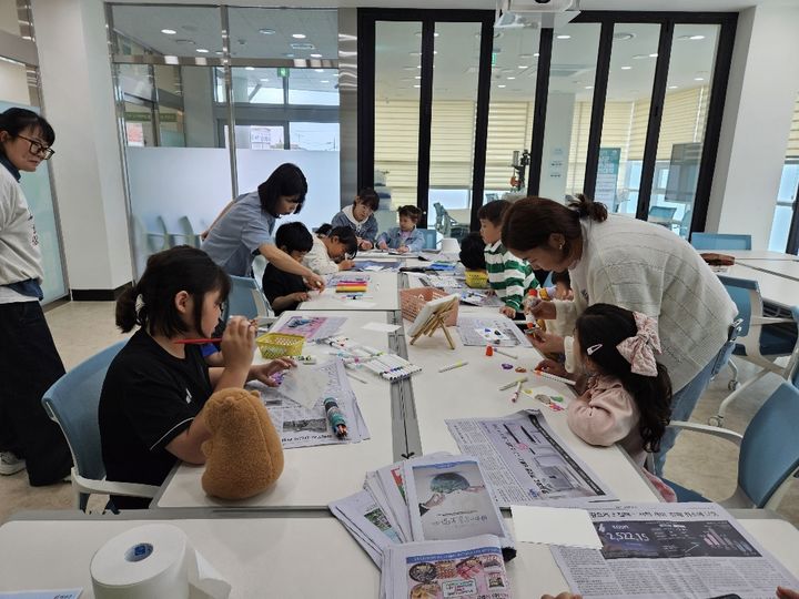 [해남=뉴시스]자원순환센터 체험프로그램. (사진=해남군 제공) 2025.05.16. photo@newsis.com *재판매 및 DB 금지