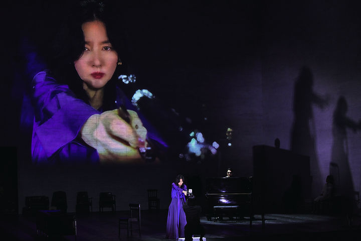 연극 '헤다 가블러' 공연 장면. (사진=LG아트센터 제공) *재판매 및 DB 금지