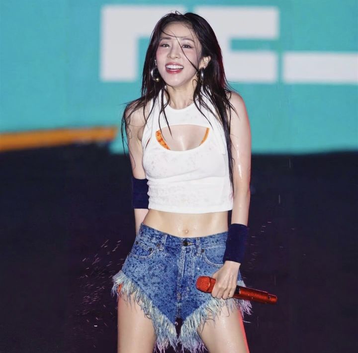 [서울=뉴시스] 산다라박. (사진=산다라박 인스타그램 캡처) 2025.05.18. photo@newsis.com *재판매 및 DB 금지