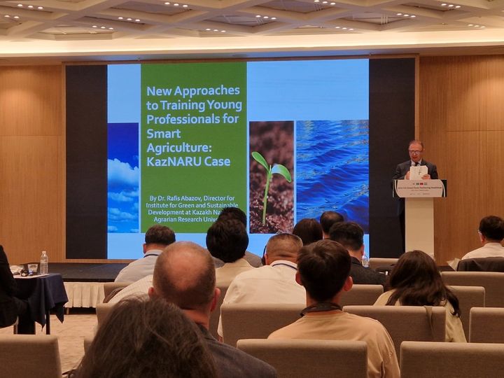 농림축산식품부와 대한무역투자진흥공사(코트라·KOTRA)는 지난 12일부터 16일까지 카자흐스탄과 아제르바이잔에서 올해 첫 '케이(K)-스마트팜 로드쇼'를 개최했다고 18일 밝혔다.(사진 : 농식품부 제공) 2025.5.18. *재판매 및 DB 금지