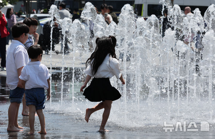 전북 낮 28~31도 '가끔 구름'…서해안 안개 주의