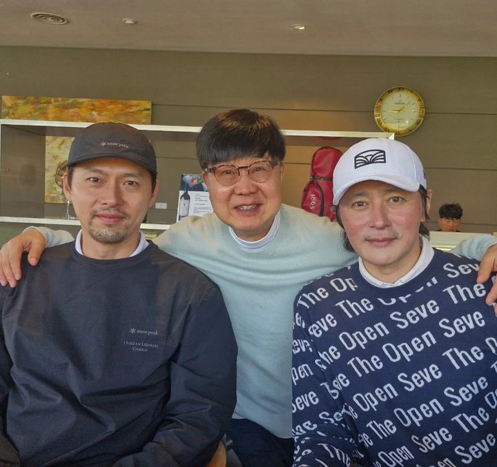 [서울=뉴시스] 현빈, 임백천, 장동건. (사진=임백천 인스타그램 캡처) 2025.05.19 photo@newsis.com   *재판매 및 DB 금지