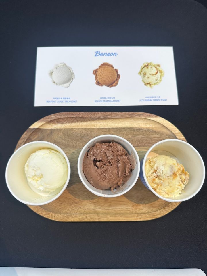 왼쪽부터 벤슨 저지밀크&말돈솔트, 퓨어허니 탄자니아, 버터 프렌치토스트. *재판매 및 DB 금지