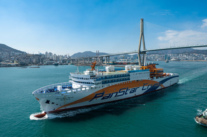 [부산=뉴시스] 팬스타 미라클호. (사진=팬스타그룹 제공) 2025.05.19. photo@newsis.com *재판매 및 DB 금지